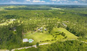 634 Alapaha River Dr, Alapaha, GA 31622