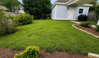 13056 Holly Springs Ave, Biloxi, MS 39532