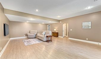 15006 Leavenworth Rd, Basehor, KS 66007