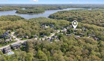 2055 Silver Maple Trl, North Liberty, IA 52317