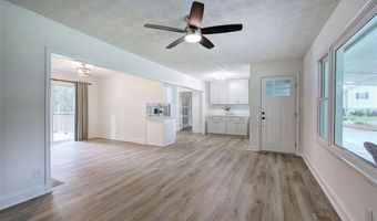 4749 COX St SE, Acworth, GA 30101