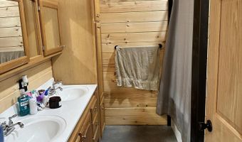 109 Tucker Creek Rd, Alton, MO 65606