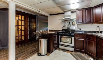 1 Polly Dr, North Providence, RI 02911