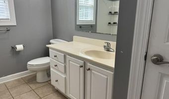111 Michael Ln, Aberdeen, NC 28315