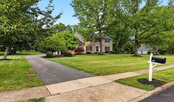 100 KNICKERBOCKER Dr, Belle Mead, NJ 08502