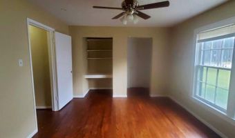 526 College St, Sulphur Springs, TX 75482