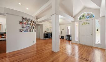 15947 Butterfield Ln, Anderson, CA 96007