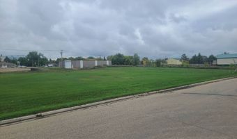 102 11th St E, Bottineau, ND 58318