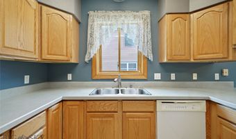 38 A N Woodard Ave, Absarokee, MT 59001