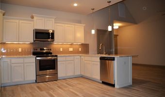 1802 SW Riverstone Rd, Bentonville, AR 72713