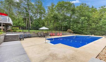 66 Cambridge Rd, Bedford, NH 03110