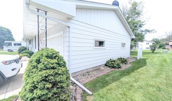 1407 9th St NW, Austin, MN 55912
