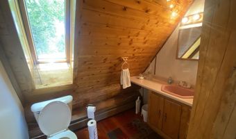 64 S Main St, Athens, ME 04912