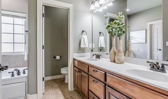 2510 Waterford Ct, Bartlesville, OK 74006