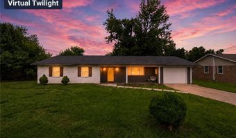 703 NW J St, Bentonville, AR 72712