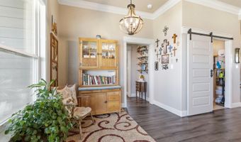 682 STUART Rd, Adkins, TX 78101