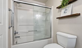 4400 Laurel Oak Dr, Allison Park, PA 15101