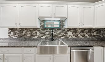 1 Tupperware Dr 316, North Smithfield, RI 02896