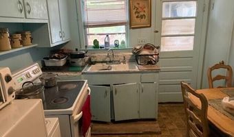 511 E 1st St, Ahoskie, NC 27910