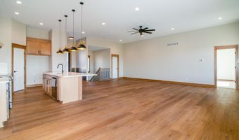 325 S Lakeview Way, Ashland, NE 68003