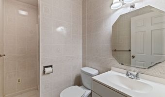 20 Isamay Dr, Bristol, CT 06010