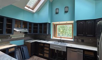 135 S Steer St, Addison, MI 49220