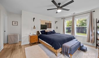 1927 Kilborne Dr, Charlotte, NC 28205