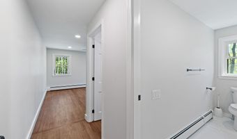 41 Elk Dr, Bedford, NH 03110