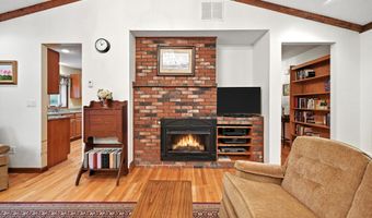 3 Tallwood Rd, Augusta, ME 04330