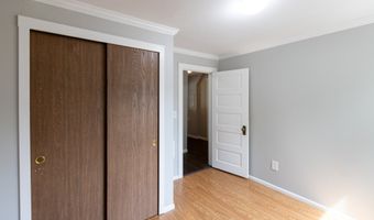 207 N MAPLE St, Bingen, WA 98605