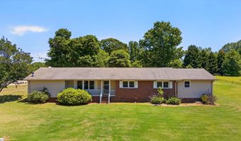 111 Highland Acres Dr, Boiling Springs, SC 29316