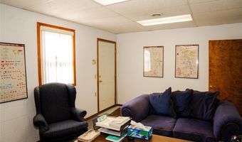 1000 4th St, Altamont, KS 67330