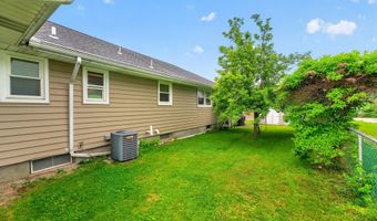 4 Marietta Dr, Albany, NY 12205
