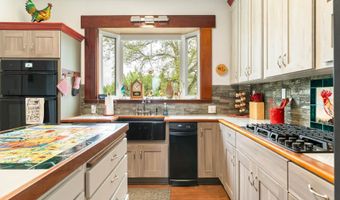 41195 NW BANKS Rd, Banks, OR 97106