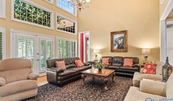280 St Andrews Ln, Albertville, AL 35951