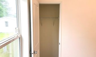522 Begonia Ln, Altoona, WI 54720