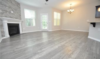 641 Briarcliff St, Apex, NC 27502