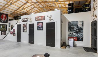 1372 N 150 Rd, Baldwin City, KS 66006