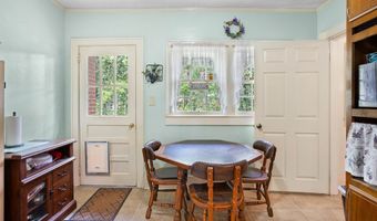 711 Parrish Ave, Adel, GA 31620