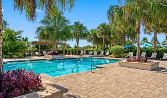 5822 SILVER SUN Dr, Apollo Beach, FL 33572