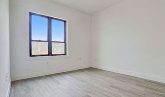 425 AVENUE C 501, Bayonne, NJ 07002