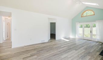 5 Kensington Pl, Albany, NY 12209