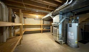 1929 Harley Dr, Ann Arbor, MI 48103