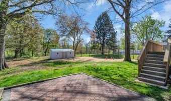 42 Crest Dr, Basking Ridge, NJ 07920