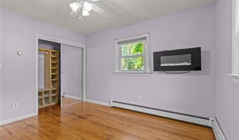 99 Carolina Back Rd, Charlestown, RI 02813