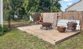 1008 Locust, Alva, OK 73717