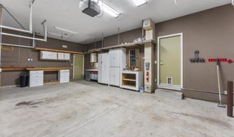 1351 Shadow Ln, Fernley, NV 89408