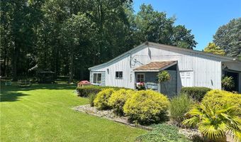 7720 Rice Rd, Amherst, OH 44001