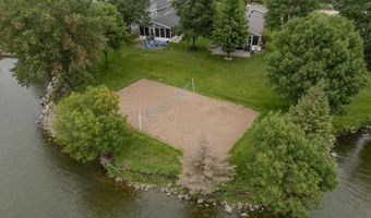 1301 Wood Duck Rd, Arnolds Park, IA 51331