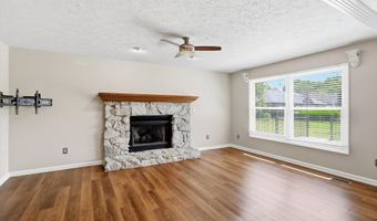 1167 Runningbrook Dr, Avon, IN 46123